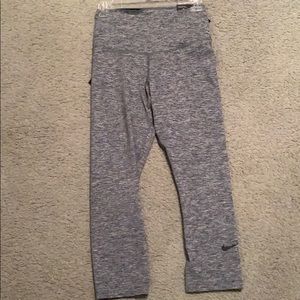 Nike leggings